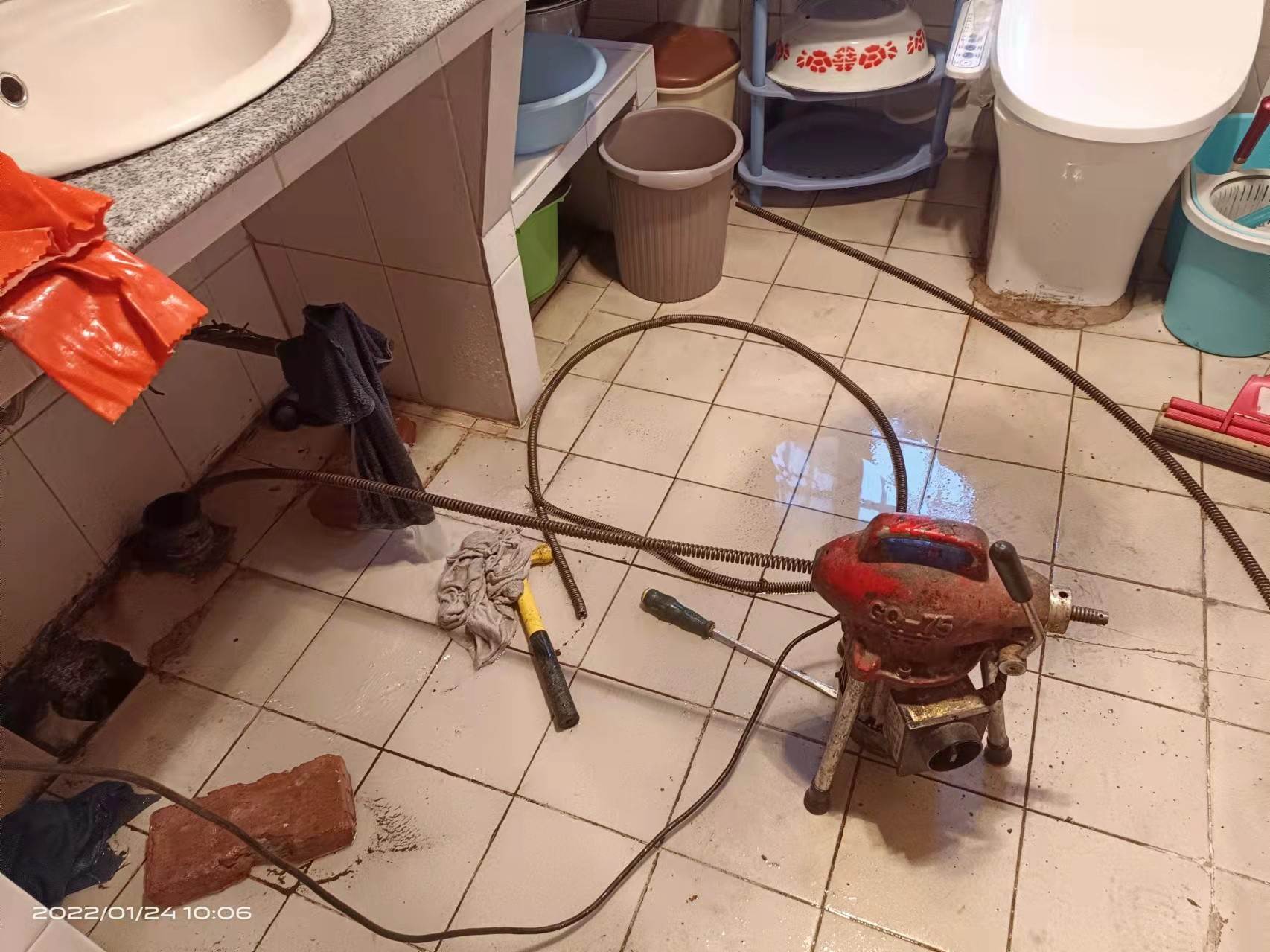 塔河疏通厨房下水道，地漏疏通