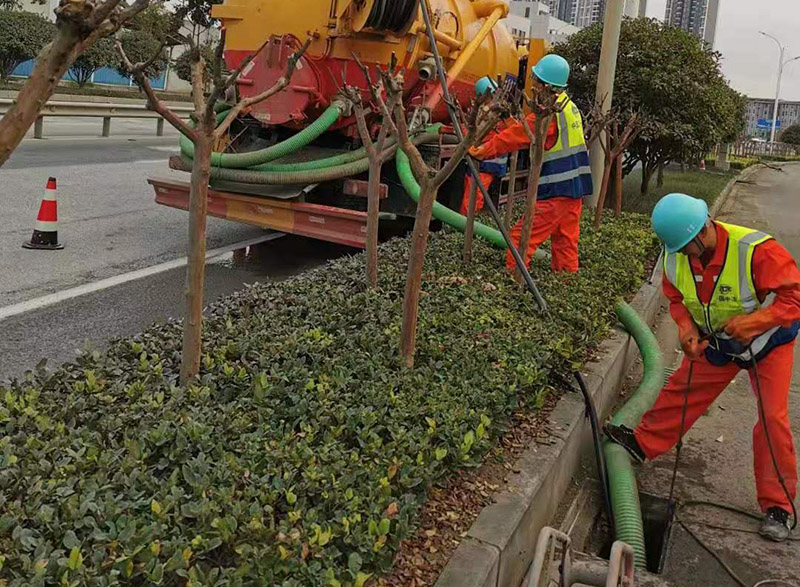 塔河市政管道清淤